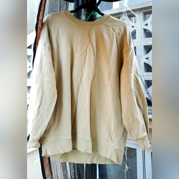 LULULEMON Crewneck sweater Sz 10 - Picture 1 of 5